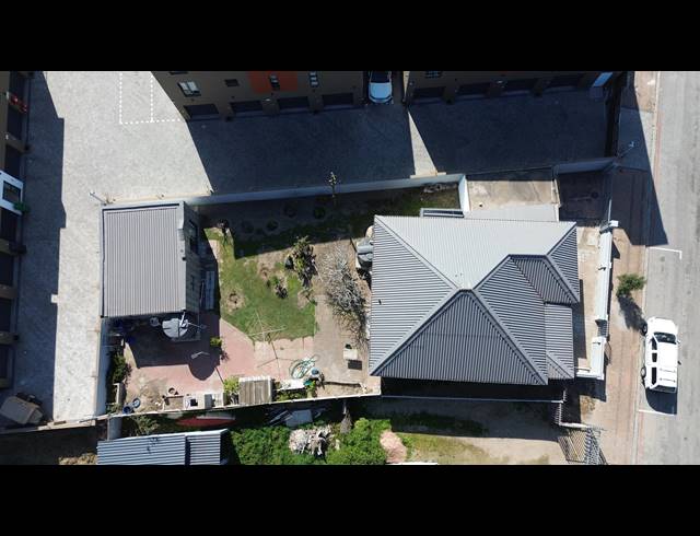 3 BEDROOM HOUSE FOR SALE IN SALDANHA CENTRAL